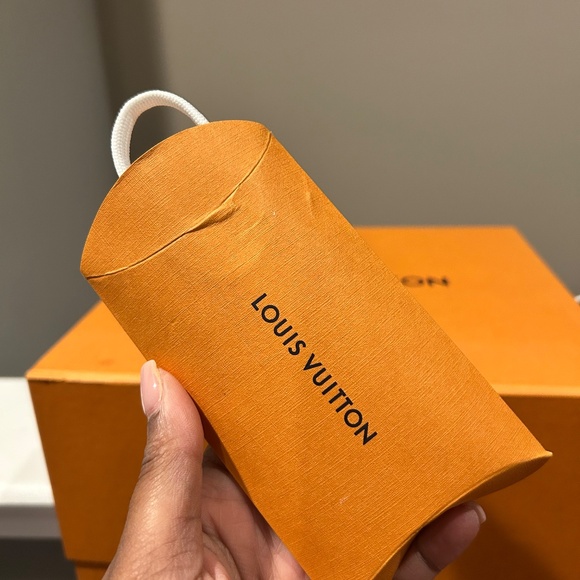 Louis Vuitton high top canvas sneakers - Picture 3 of 4